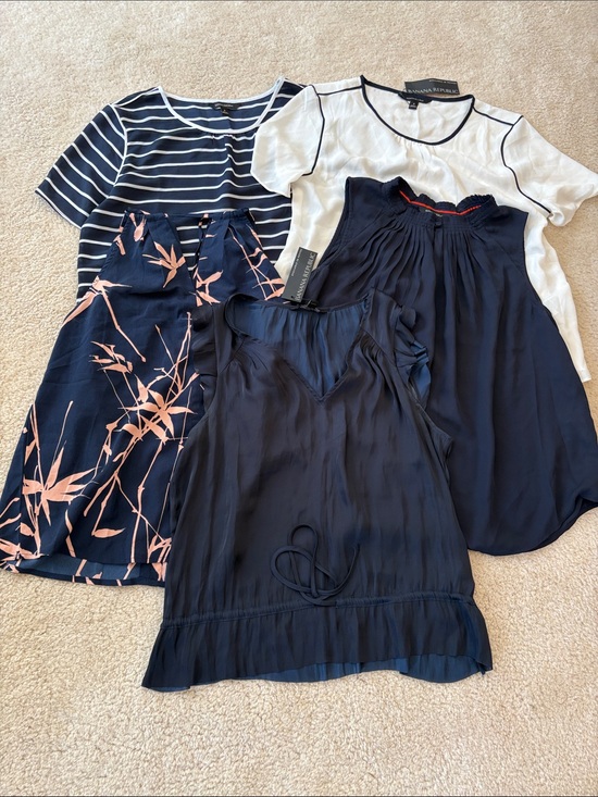 Banana Republic Tops - Banana Republic Short Sleeve/Sleeveless Top Bundle Sz. S